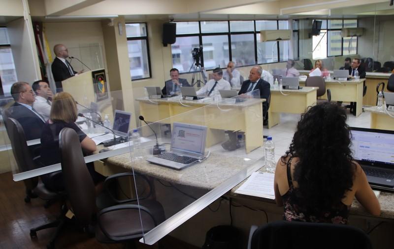 Parlamentares aprovam PL que cria transição democrática em Criciúma