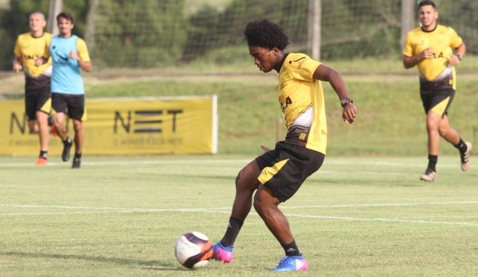 Novela encerrada, Caio Rangel fica no Criciúma