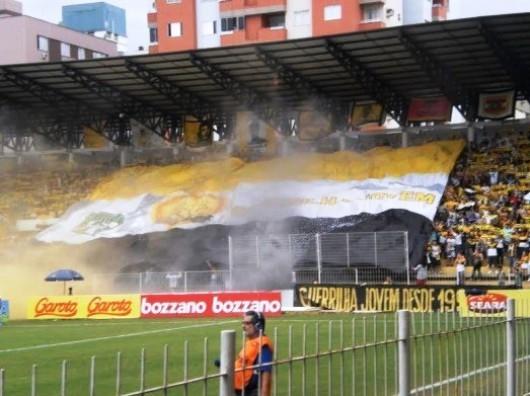 Guerrilha Jovem promove excursão para ver Avaí e Criciúma neste domingo