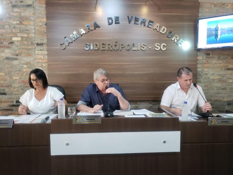Fila do SUS é questionada na Câmara de Siderópolis