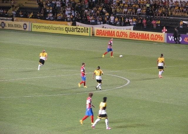 Acompanhe aqui o minuto a minuto do jogo de Criciúma 0 x 1 Bahia