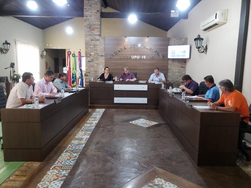 Vereadores sugerem convênio de desconto para ensino superior