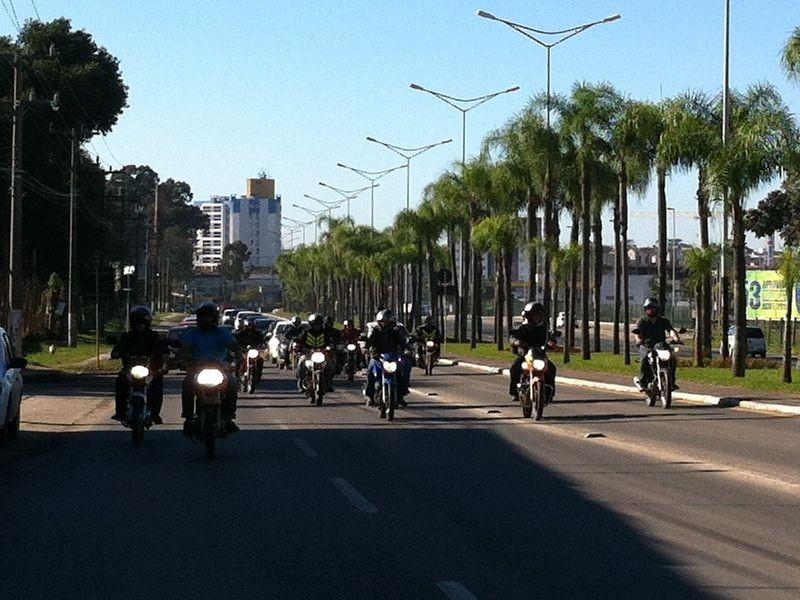 VÍDEO: Motoboys reivindicam respeito e segurança