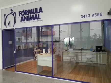 Fórmula Animal promove campanha em prol dos bichinhos