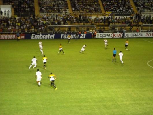 CBF divulga arbitragem de Atlético-PR e Criciúma