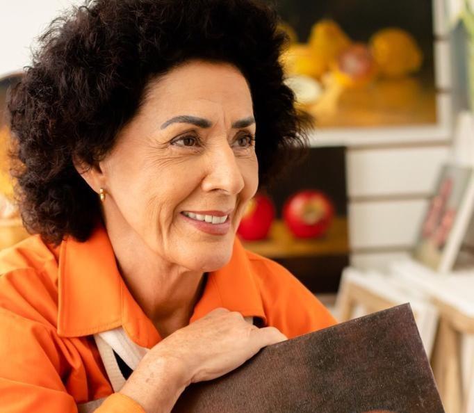 Galeria de arte da Acic recebe obras de Cleusa Soares