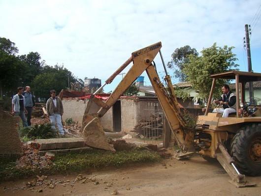 Defesa Civil vai reconstruir casa 
