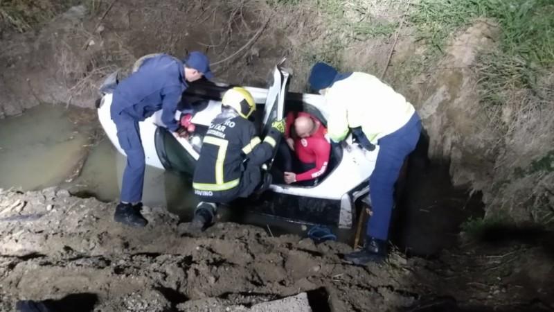 Motorista morre após capotamento em Tubarão