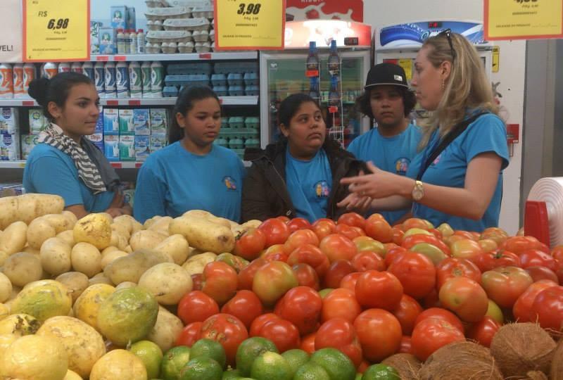 Reeducação alimentar para combater obesidade