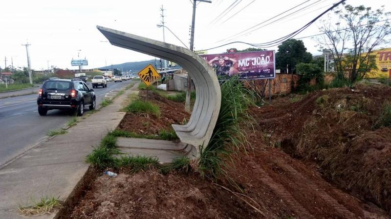 Uma armadilha na hora de esperar o ônibus