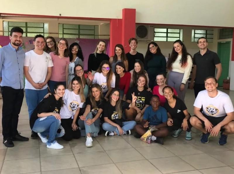 Projeto Força de Tigre promove jantar solidário para crianças do abrigo Nossa Casa em Criciúma
