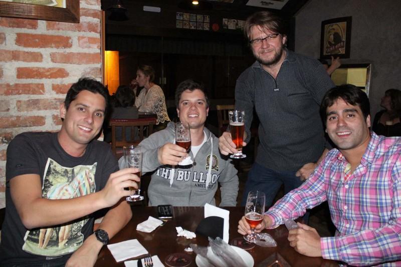 Conhecimento e lazer marcam harmonização da Cerveja IPA, no Pub Saint Bier