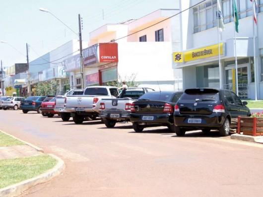 Estacionamento diagonal em Criciúma