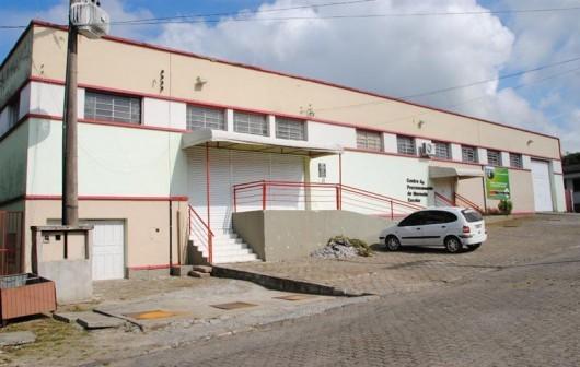 Investimentos na central da merenda garante distribuição de alimentos 