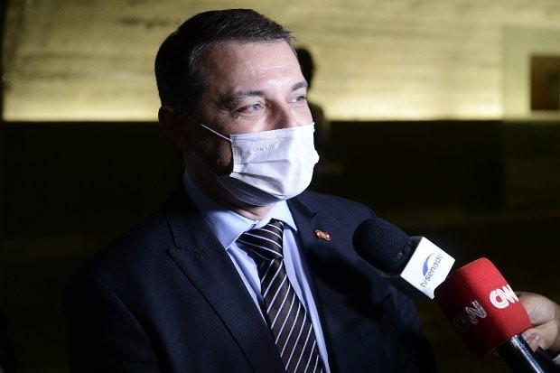 Moisés demonstra interesse de aportar recursos estaduais nas obras da Serra da Rocinha