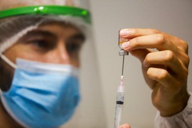 Vacinação contra Covid-19 retomada nessa segunda-feira