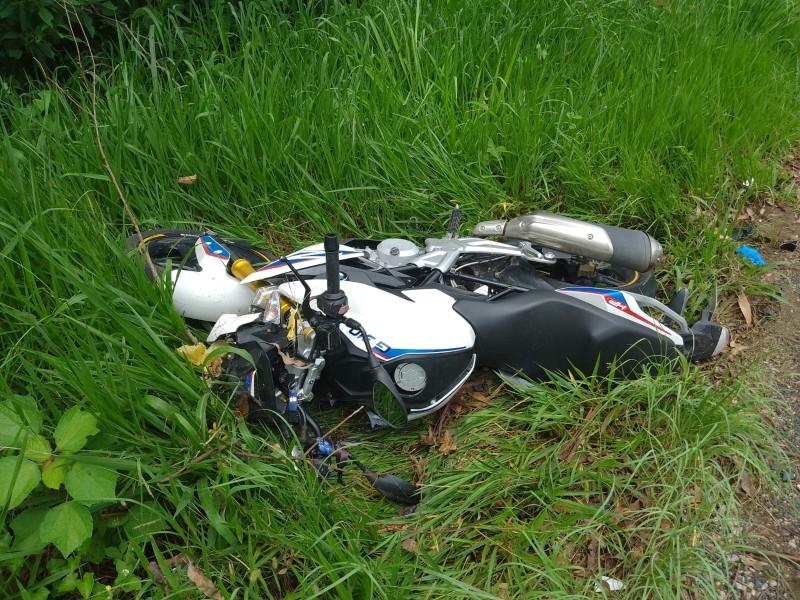 Dois motociclistas morrem após grave acidente em Tubarão