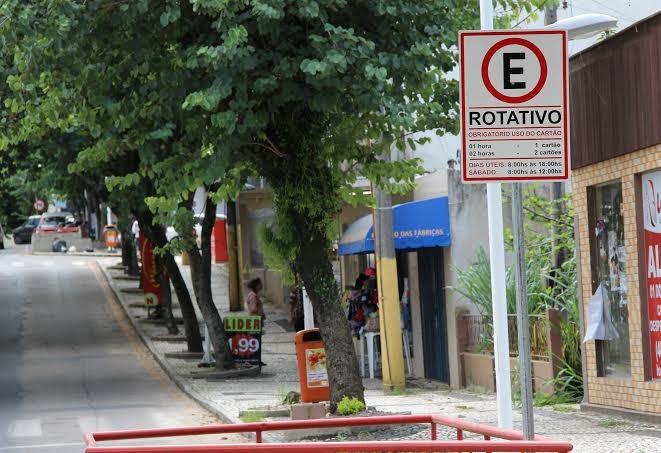 Içara começa a implantar estacionamento rotativo