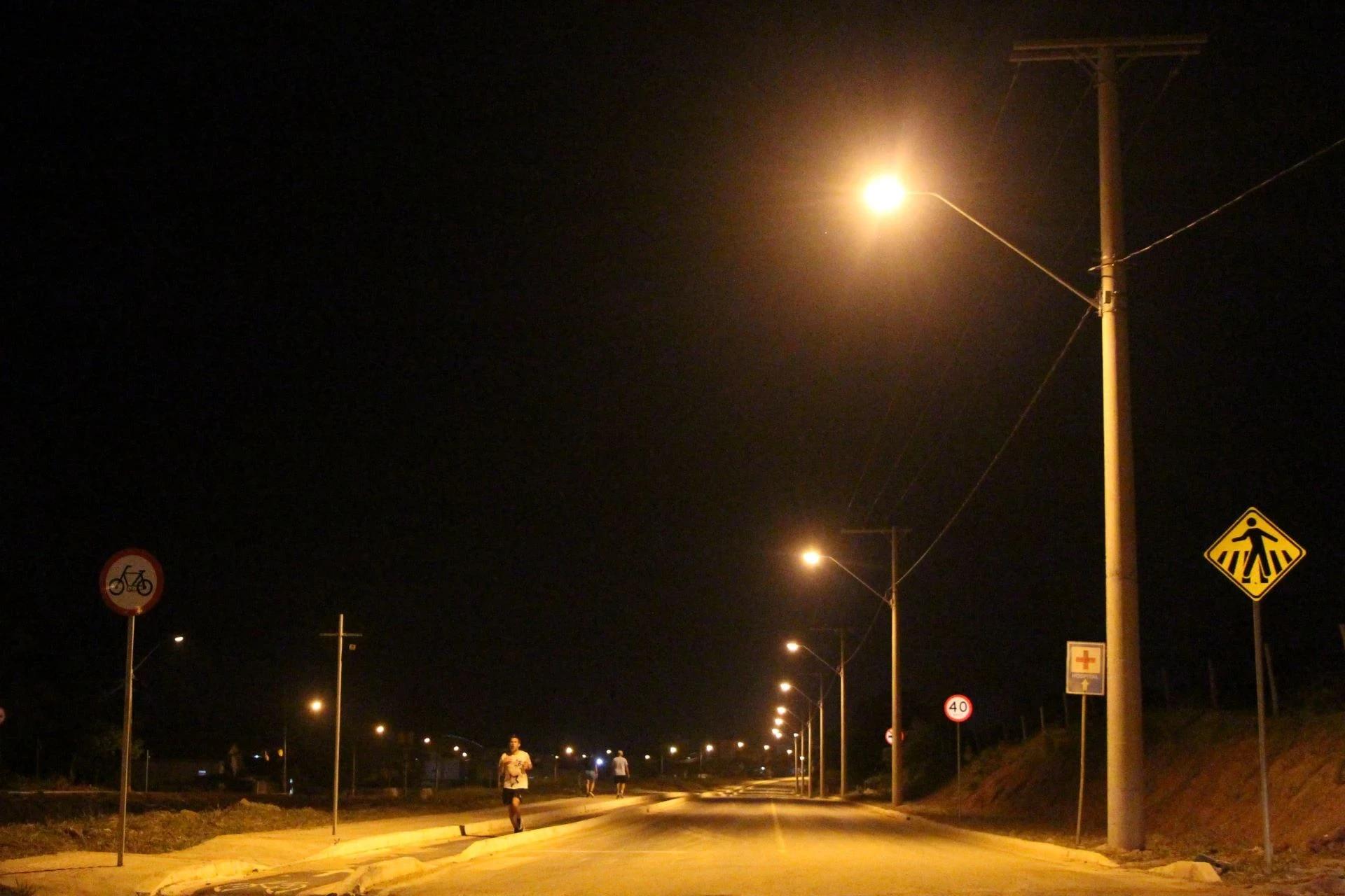 Morro da Fumaça investe mais de R$ 80 mil em iluminação e rede elétrica