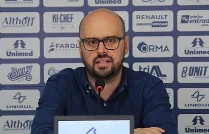 Após a eliminação na Série D, presidente do Peixe afirma: “precisamos de um modelo de jogo do clube”