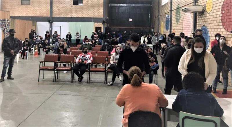 Içara começa hoje vacinação para pessoas com 28 anos ou mais 
