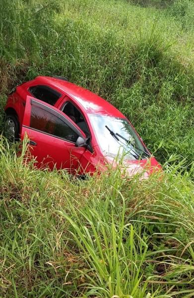 Jovens ficam feridas após saída de pista em Urussanga