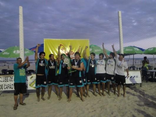 Equipe de Criciúma na final do Circuito Regional Sul Brasileiro de Esportes de Areia