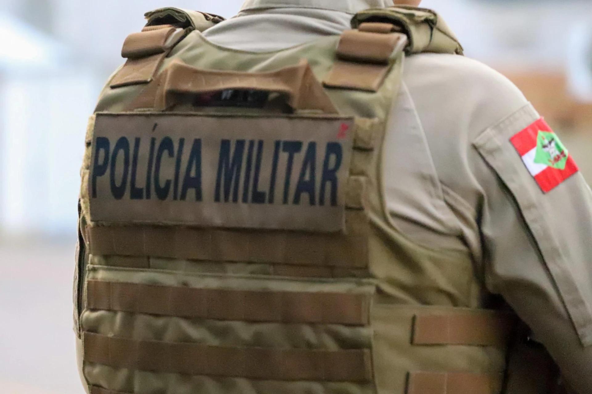 Motorista de aplicativo é surpreendido por passageiro e tem dinheiro roubado