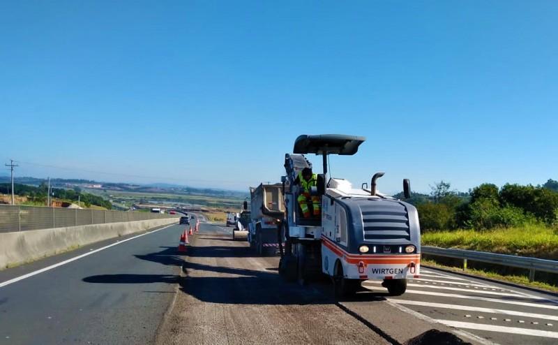 Cronograma semanal de obras da CCR ViaCosteira na BR-101 é divulgado