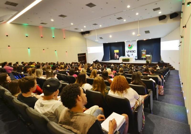 Seminário de Filosofia aborda a arte como ferramenta social e cultural