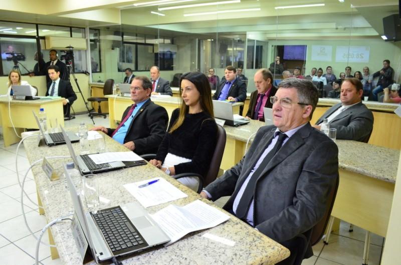 Vereadores aprovam lei da infância sem pornografia