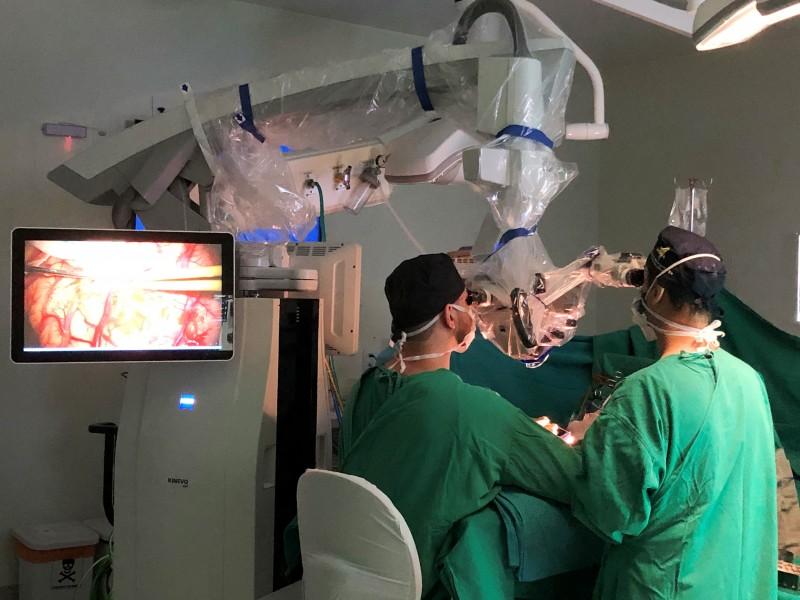 Tecnologia permite realização de procedimentos de alta complexidade em neurocirurgia no HSJosé