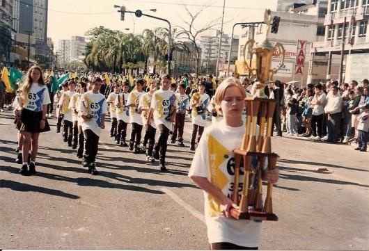 Marista convoca ex-alunos