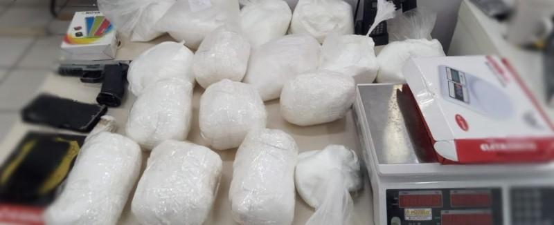 Operação Delivery apreende 10 quilos de cocaína e prende homem em flagrante em Criciúma