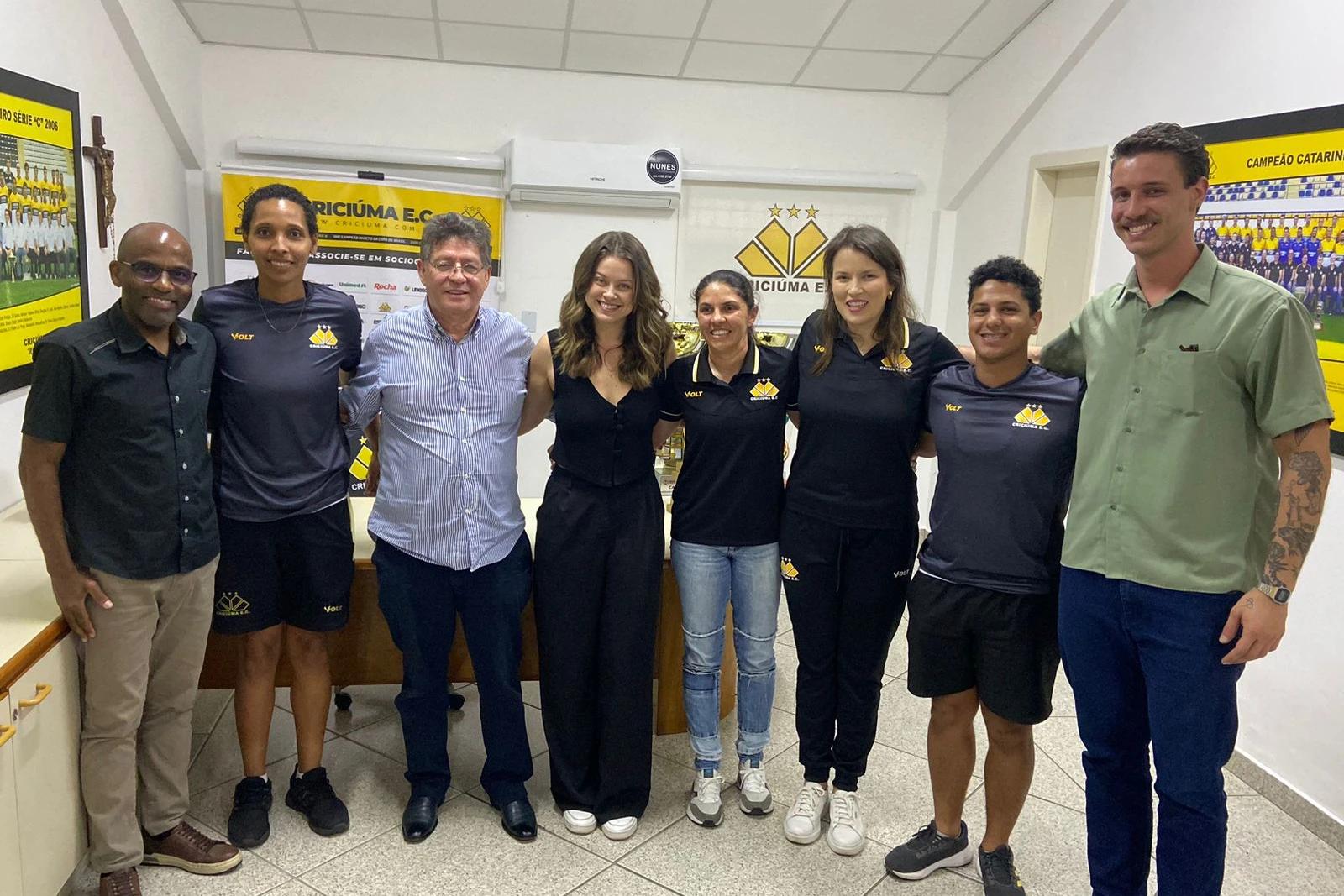 Vereadora irá em busca de construção de Centro de Treinamentos das Meninas Carvoeiras