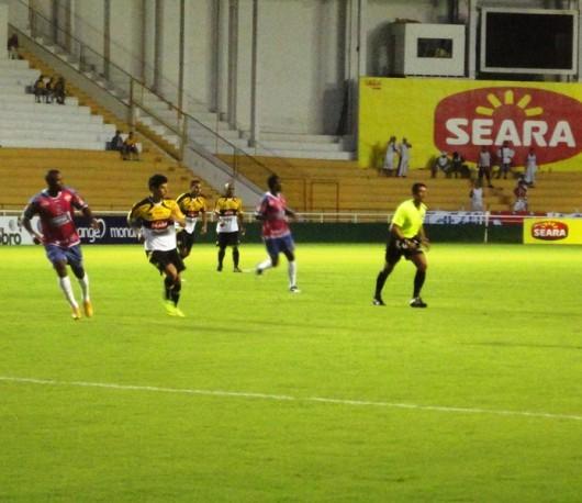 Marcílio Dias e Criciúma se enfrentam em momentos distintos no Catarinense