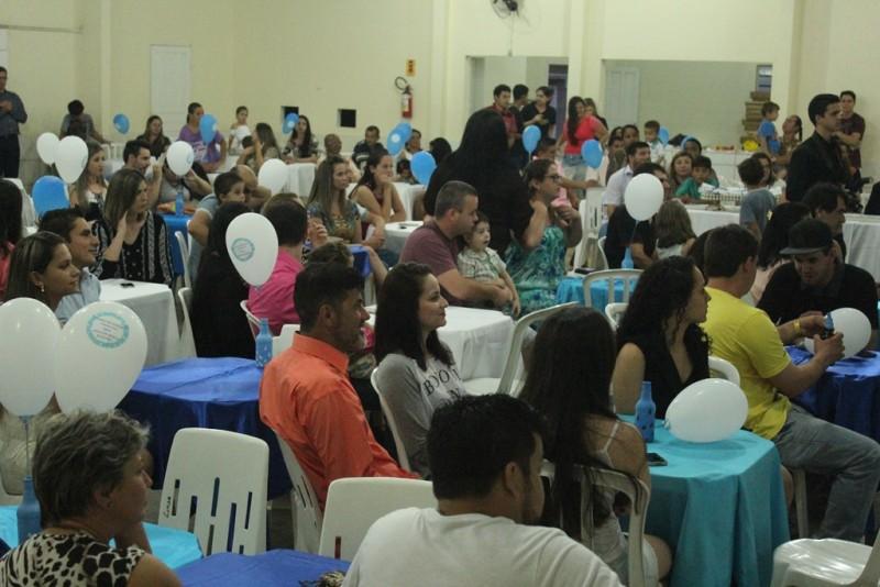 Festa da Família reúne dezenas em Pedreiras