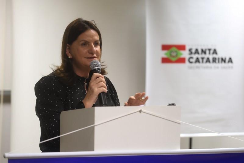 Pelo Estado 10/04: Alesc pede explicações a Carmen Zanotto