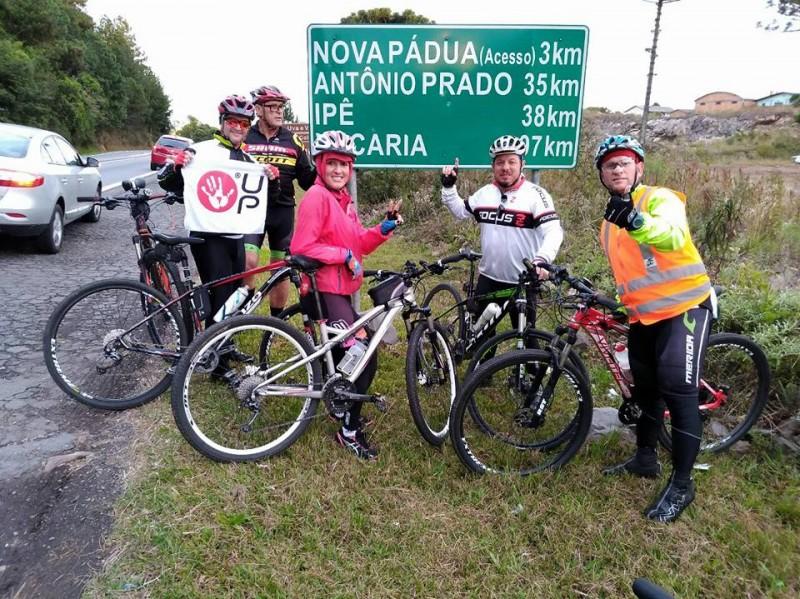 Sobre duas rodas, uma expedição de 669km