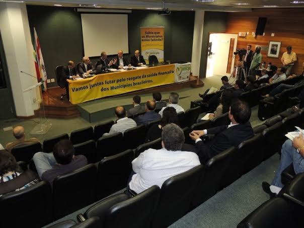 Amrec participa de mobilização estadual em defesa dos municípios