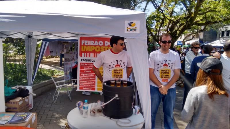 Feirão do Imposto promove conscientização na Nereu Ramos