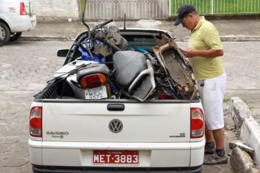 Desmanche localizado e casal preso no Renascer
