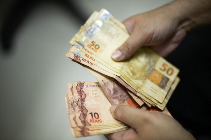 Dívidas com bancos representam mais da metade das pendências de negativados