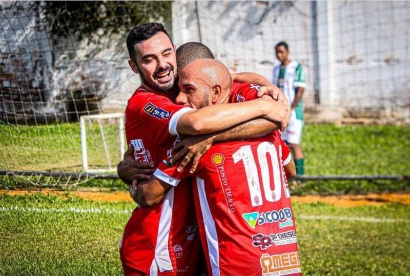 Caiçara vence e assume a liderança do Campeonato Içarense