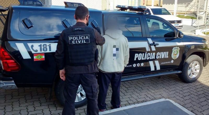 Investigado por tráfico de drogas é preso no Centro de Orleans 