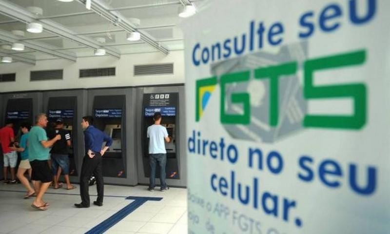 Saque do FGTS para nascidos em fevereiro e março começa nesta sexta-feira