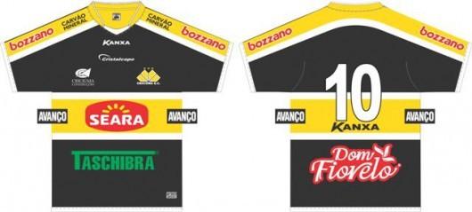 Tigre estreia novo uniforme em jogo no Heriberto Hülse
