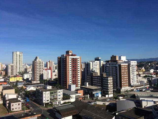 Serviços da prefeitura têm horário alterado em dias de jogos do Brasil