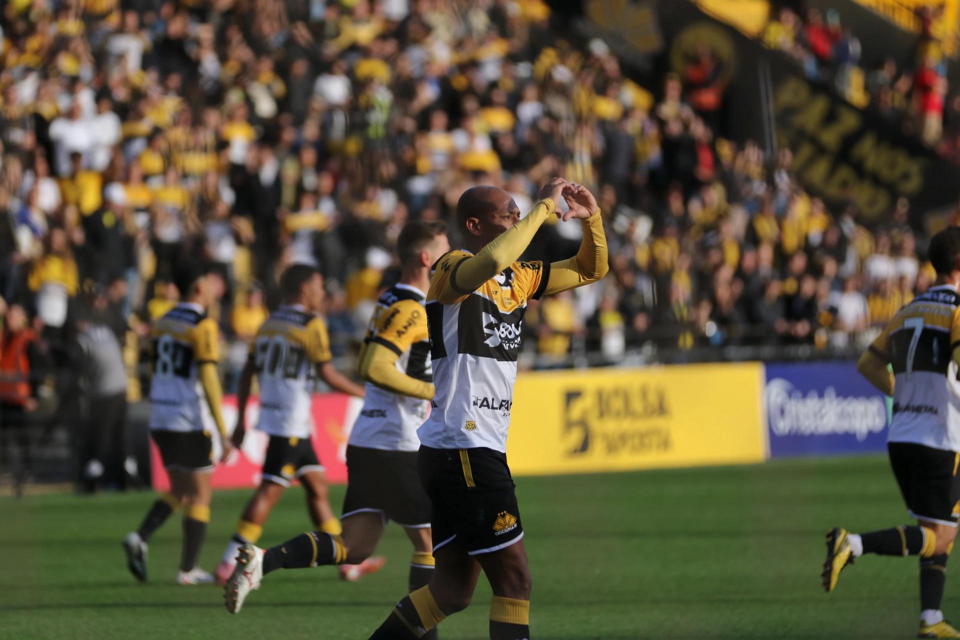 Criciúma lançará ação promocional para jogo contra o Vila Nova