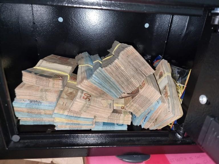 Com diligências em Tubarão, PF desarticula organização que promovia pirâmide financeira em SC